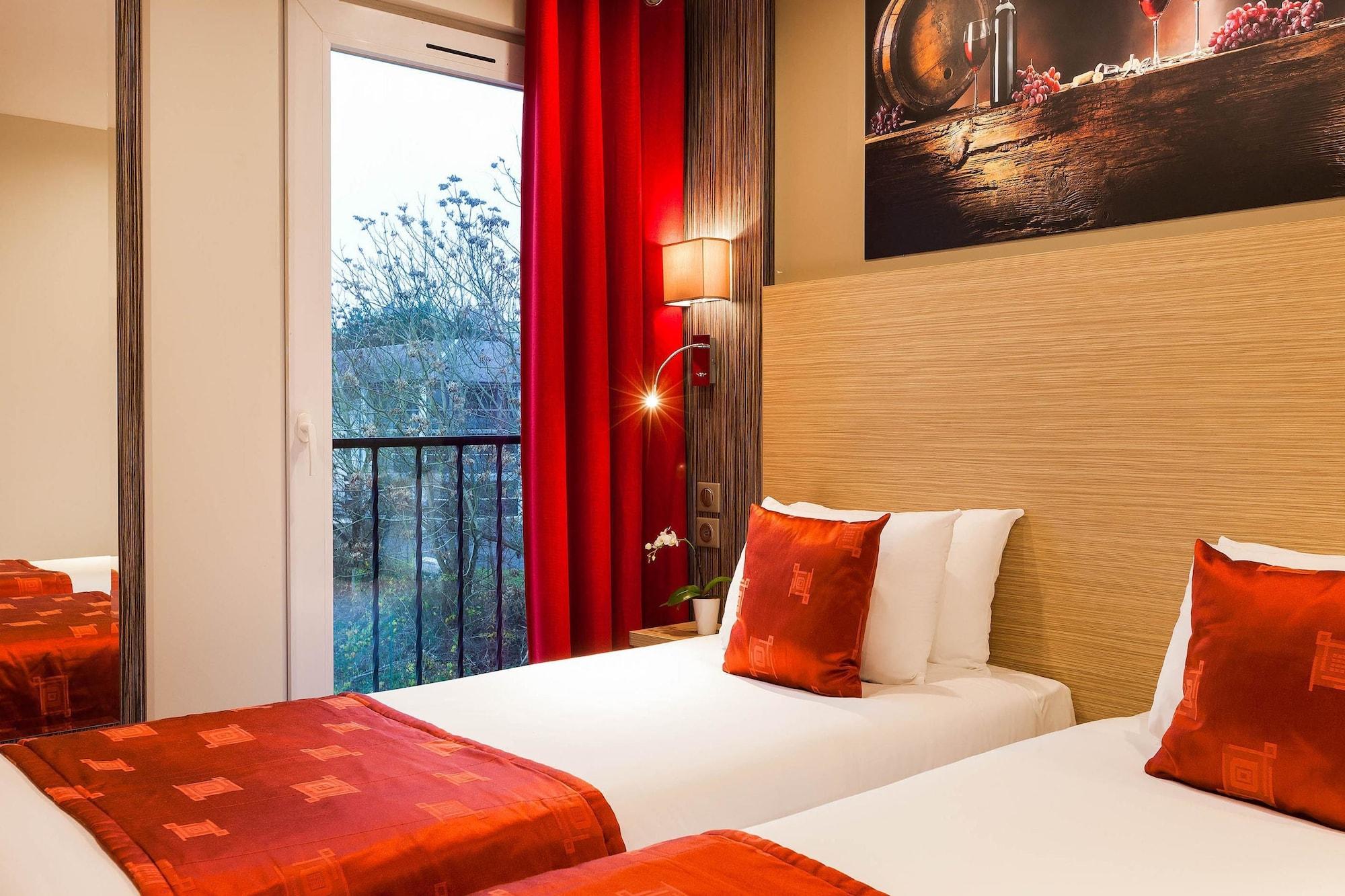 Comfort Hotel Orleans Olivet Provinces Exterior photo