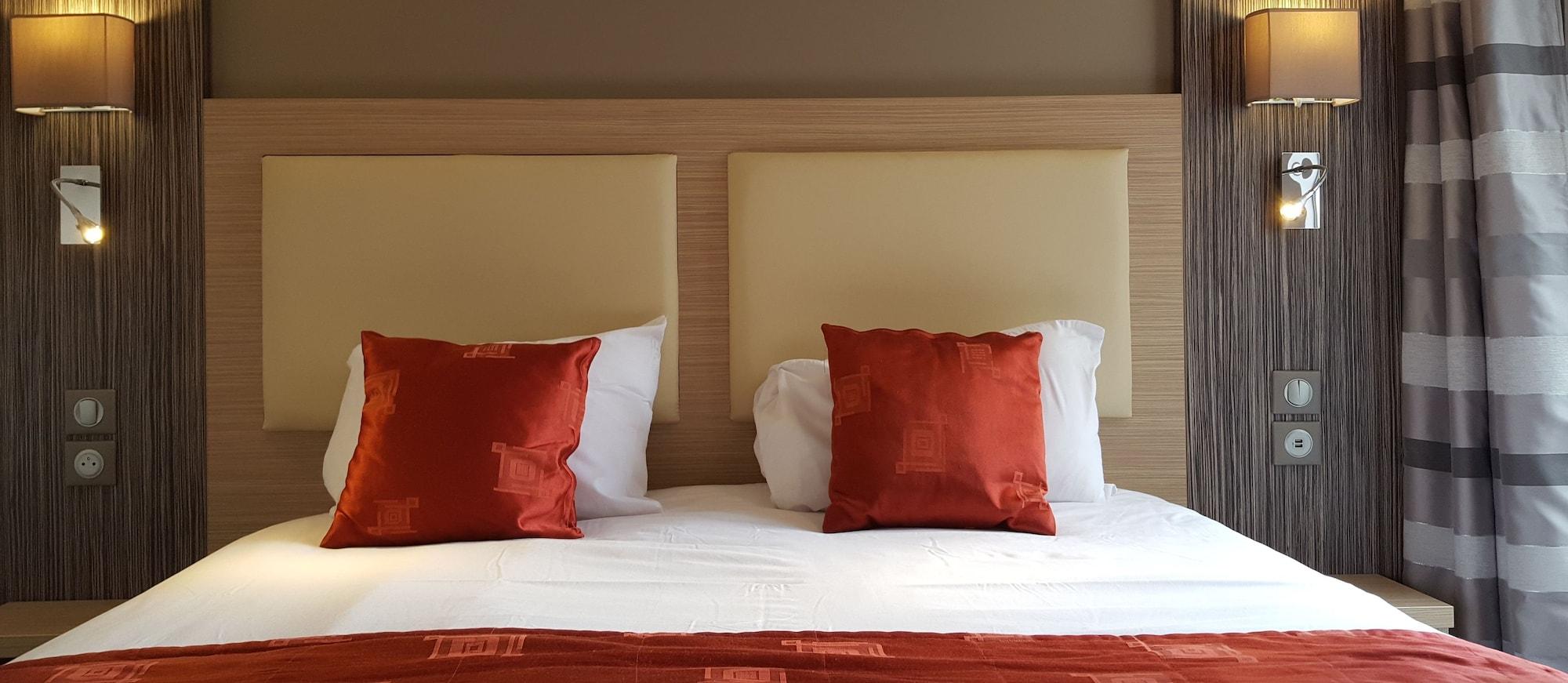 Comfort Hotel Orleans Olivet Provinces Exterior photo