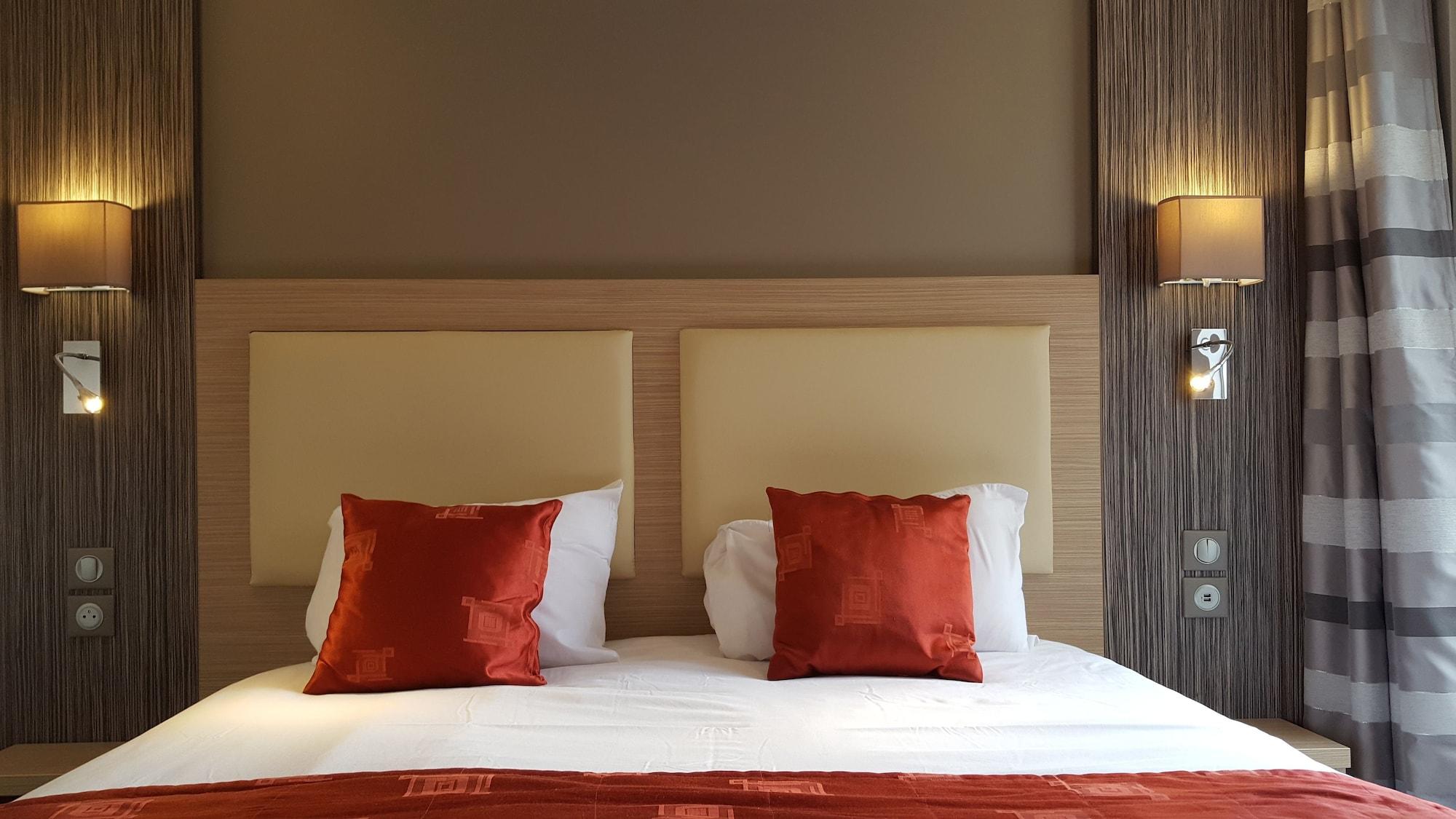 Comfort Hotel Orleans Olivet Provinces Exterior photo