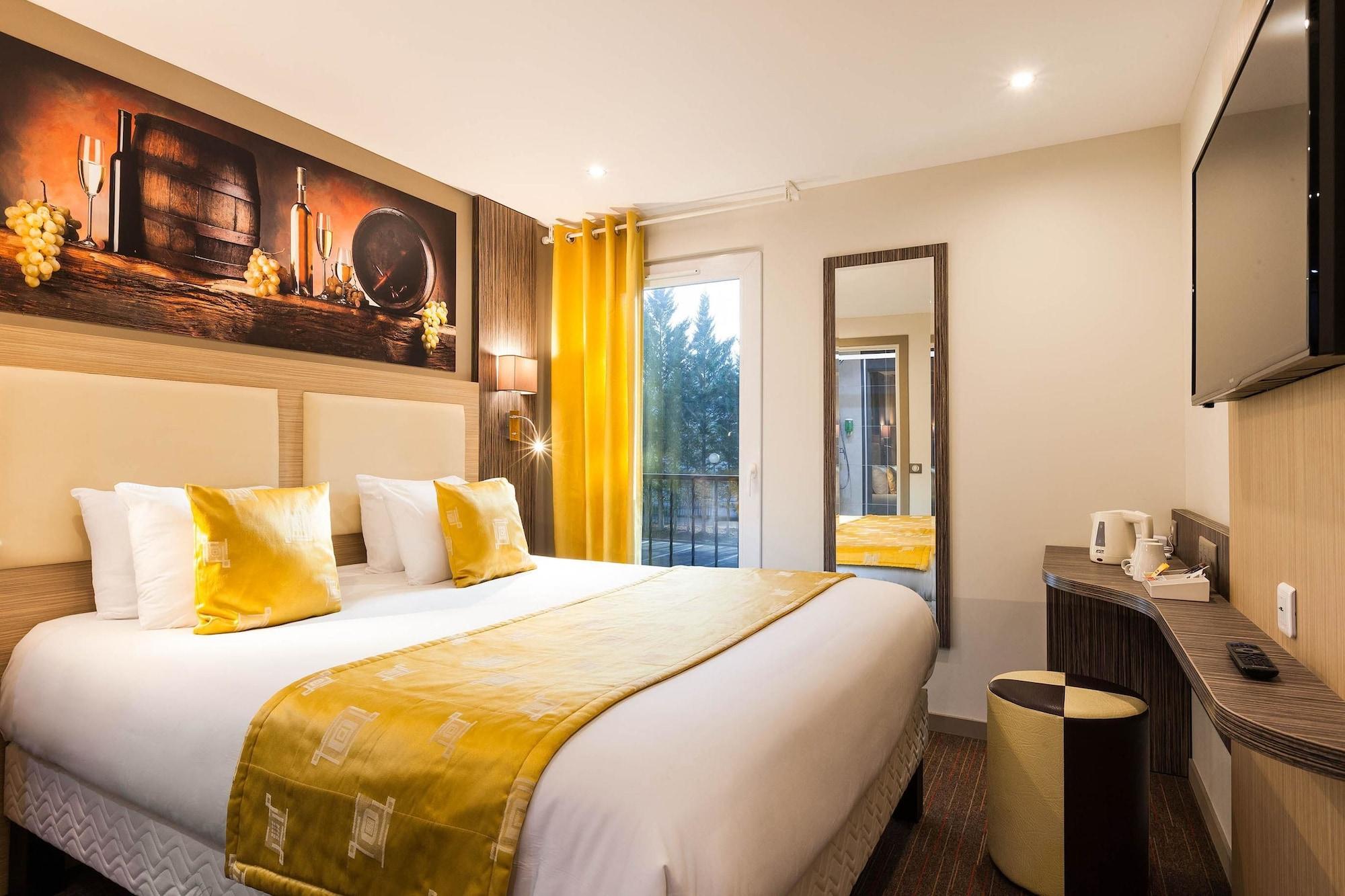 Comfort Hotel Orleans Olivet Provinces Exterior photo